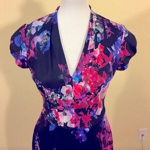 💖 Almost new. Betsy Johnson Floral Scuba Dress Size 8 🖤